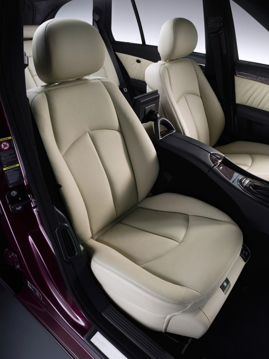  Mercedes-Benz E-Class 2007 года  (фото 38 из 80)